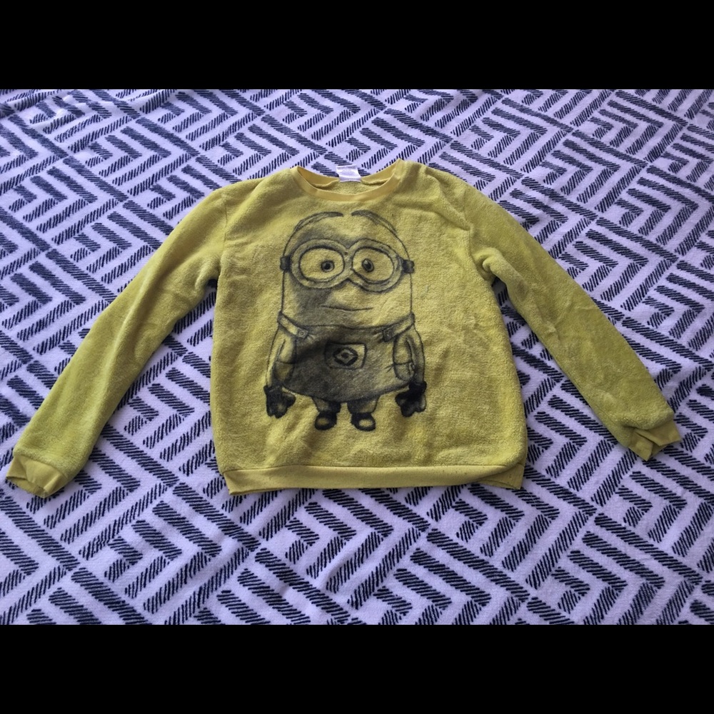 Women’s Despicable Me Fuzzy Sweatshirt, Small